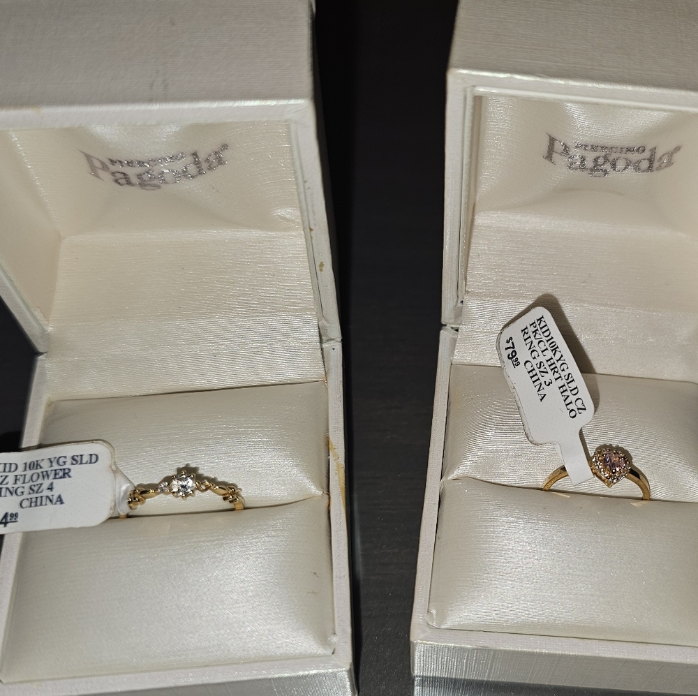 Little girls gold rings